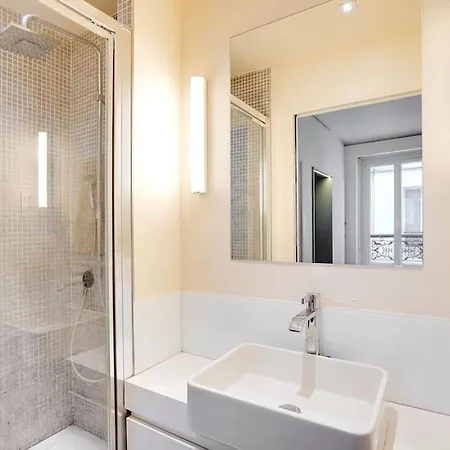 Au Centre De équipé Appartement Paris